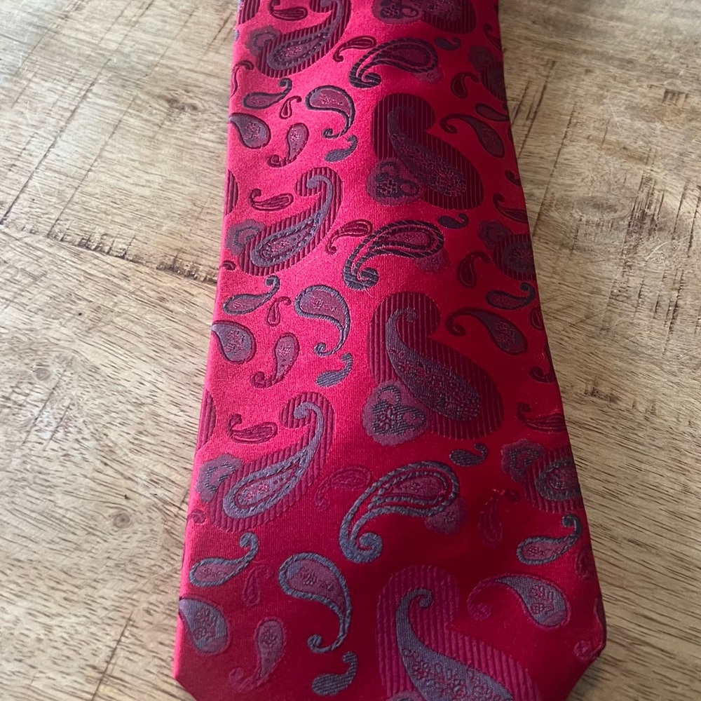 Roberto villini couture Men's Red Paisley Silk Tie - Classic